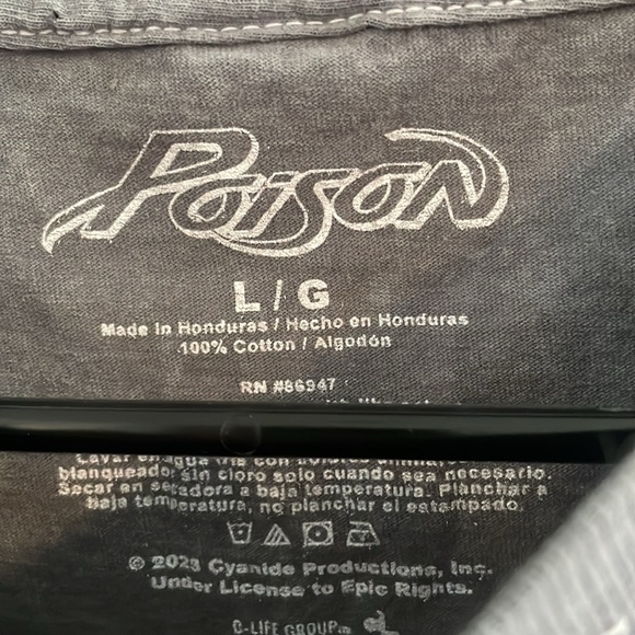 Poison band tee - Picture 2 of 3